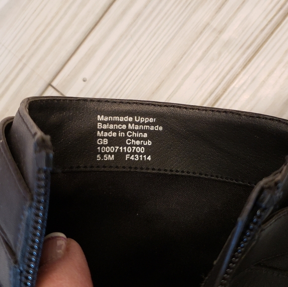 Giani Bernini black wedge-heeled ankle boots size 5½ - Picture 7 of 10